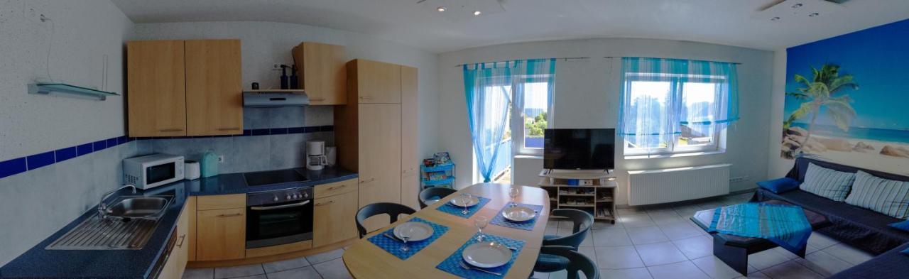 Vulkanpark-Ferienwohnung Karibic Nickenich Bagian luar foto
